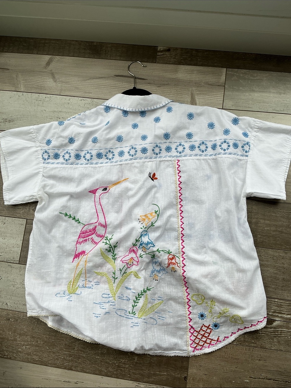 Anthropologie Pilcro White Shirt with Light Blue Stitching L